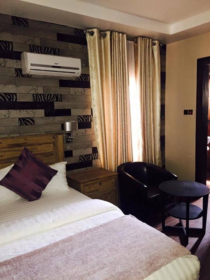 Villa Toscana Hotel And Suits Lagos Esterno foto