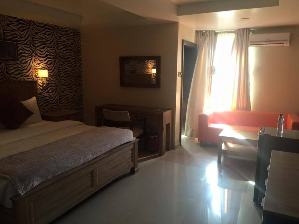Villa Toscana Hotel And Suits Lagos Esterno foto